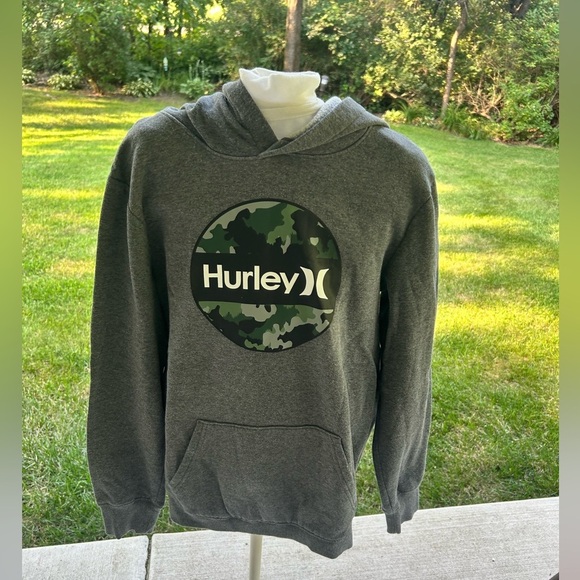 NWOT-Hurley Gray Camo Logo pull/over Hoodie- size 18/20 kids YA - Picture 1 of 4